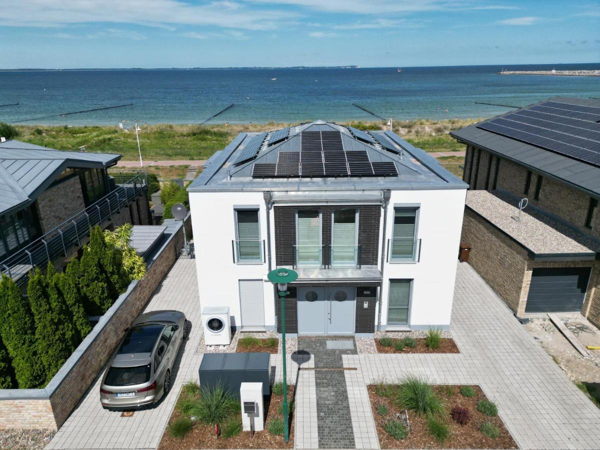 Villa Am Meer Glowe Apartment Eg Exteriör bild